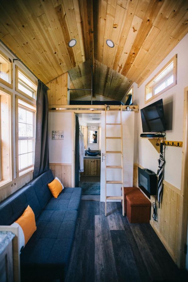 Umpqua's Last - Wilderness Cabins, Rv Park & Glamping *