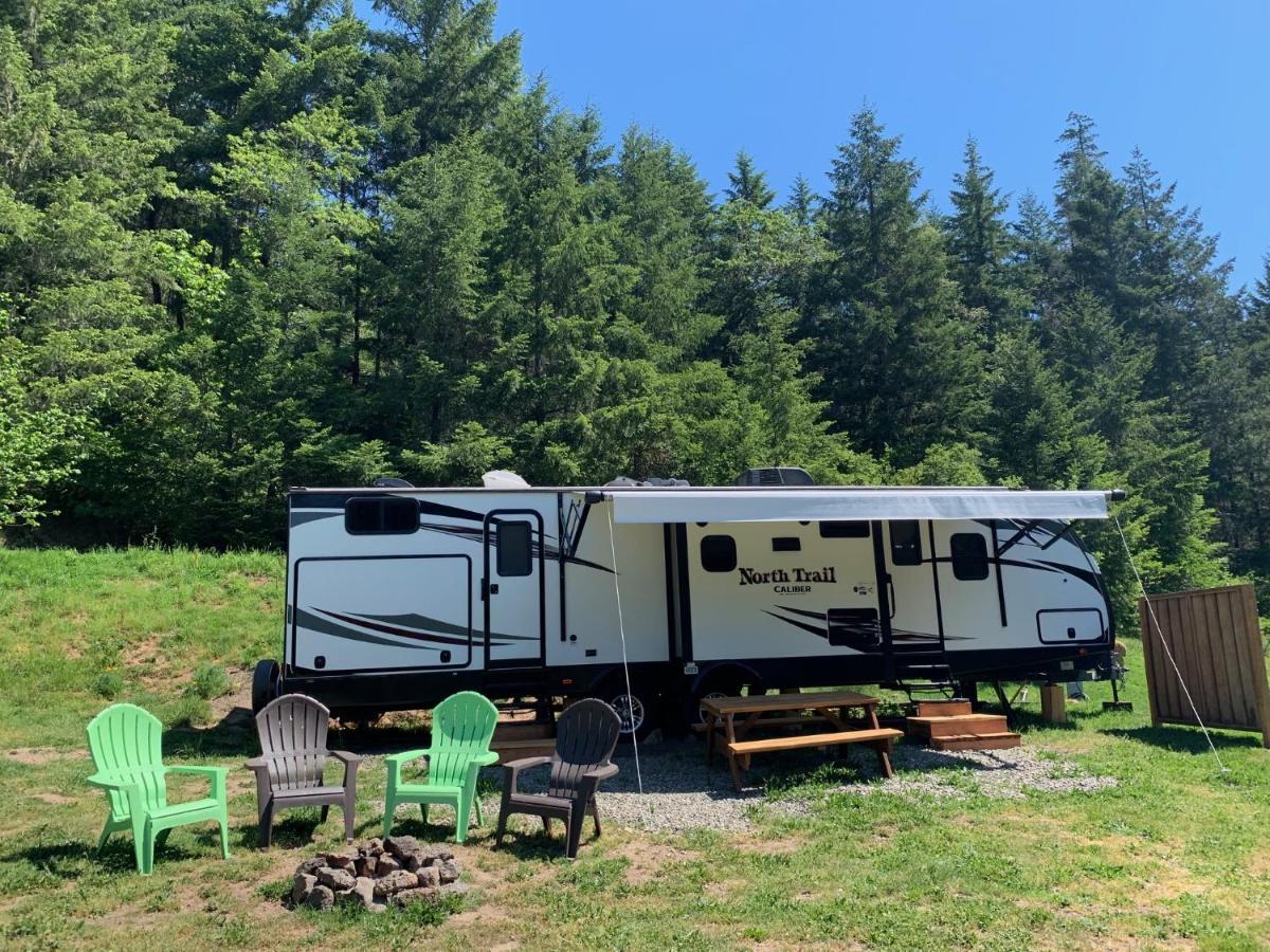 Umpqua's Last - Wilderness Cabins, Rv Park & Glamping * Idleyld Park