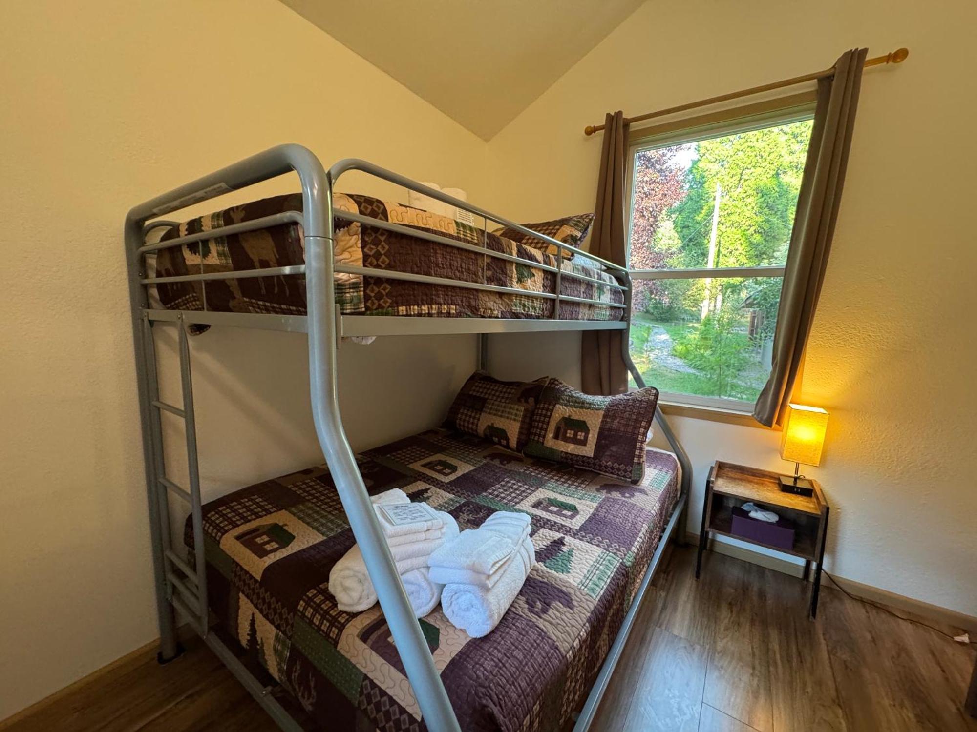 Umpqua's Last - Wilderness Cabins, Rv Park & Glamping Campingplatz *
